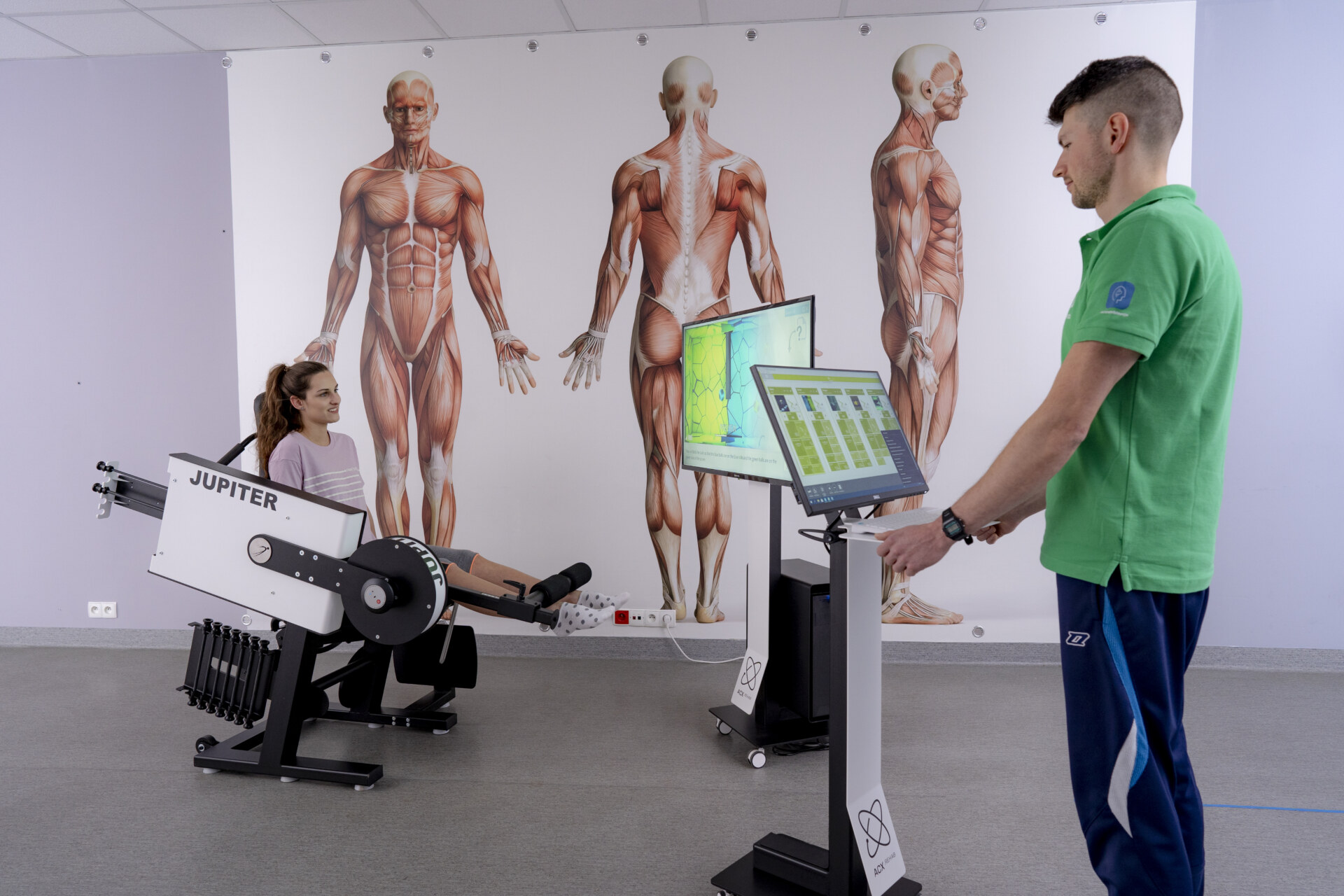 Jupiter Technomex - exercițiu extensie genunchi